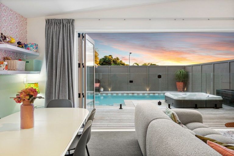 Photo of property in 1a Valley Road, Mount Maunganui, 3116