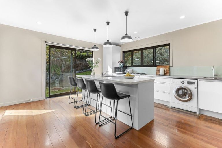 Photo of property in 3 Stuart Place, Blagdon, New Plymouth, 4310