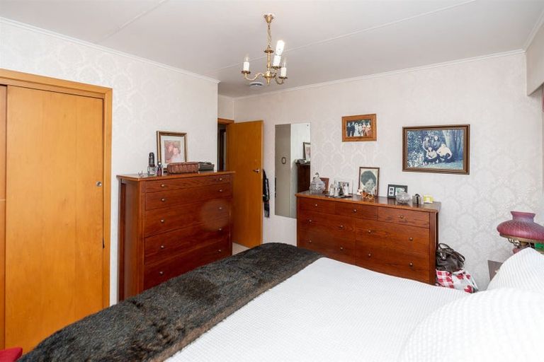 Photo of property in 52 Mears Road, St Andrews, Hamilton, 3200