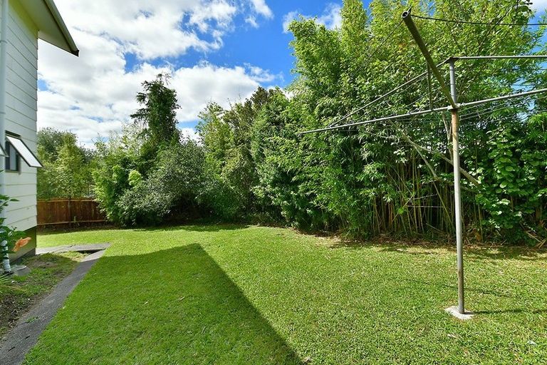 Photo of property in 1/30 Glenvar Road, Torbay, Auckland, 0630