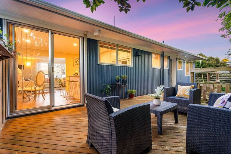 Photo of property in 1/22 Sherie Place, Howick, Auckland, 2014