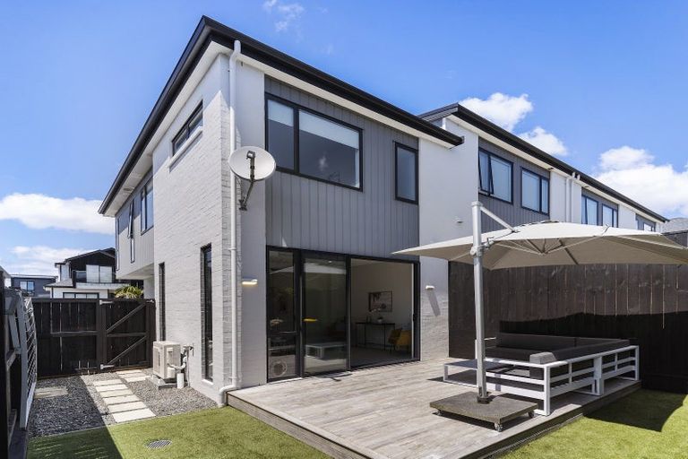 Photo of property in 4b Treloar Crescent, Hobsonville, Auckland, 0616