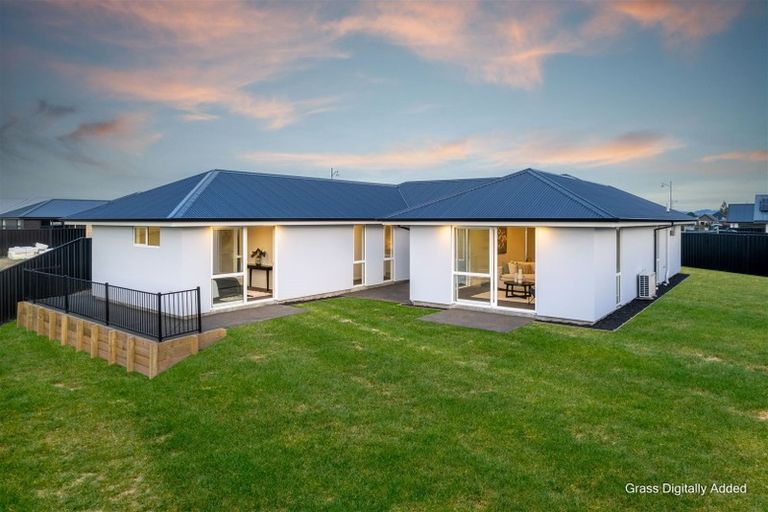Photo of property in 13 Ranginui Drive, Kaiapoi, 7630