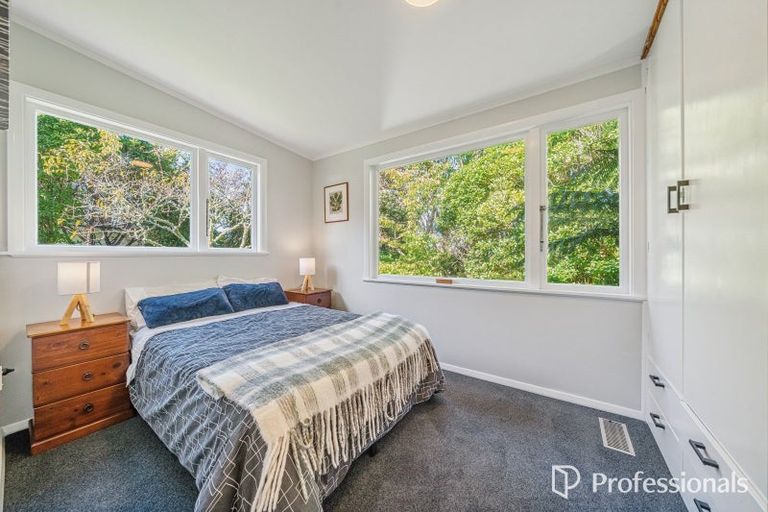 Photo of property in 20 London Road, Korokoro, Lower Hutt, 5012