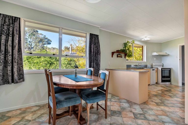 Photo of property in 2 Thames Street, Welbourn, New Plymouth, 4310