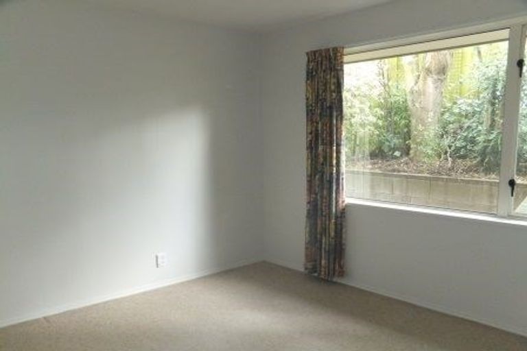 Photo of property in 76 Ravensdale Rise, Westmorland, Christchurch, 8025