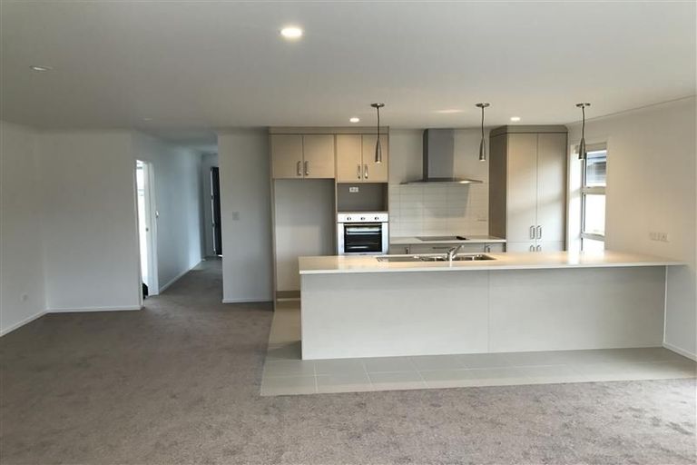 Photo of property in 12 Matawai Puna Drive, Pukekohe, 2120