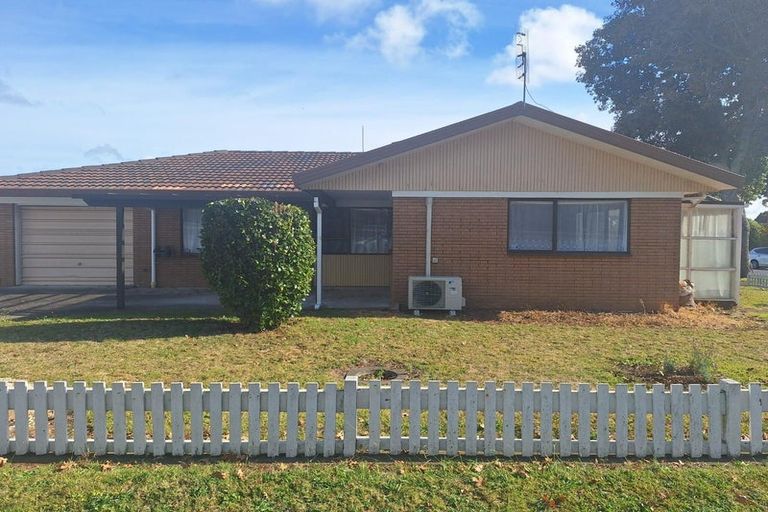 Photo of property in 32 Fairview Road, Papatoetoe, Auckland, 2025