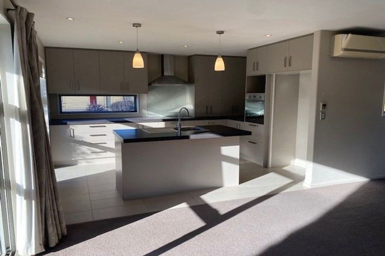 Photo of property in 28 Hakatere Road, Pegasus, 7612