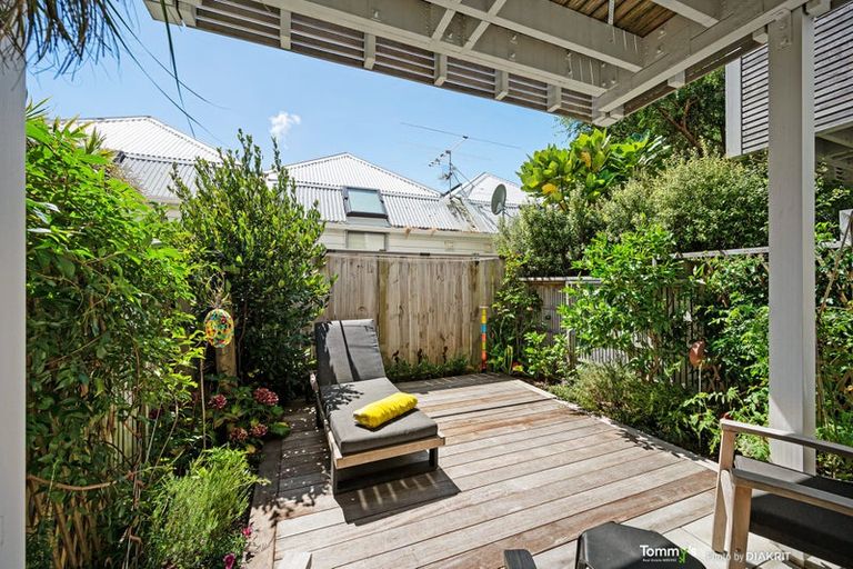 Photo of property in 26u2 Wright Street, Mount Cook, Wellington, 6021