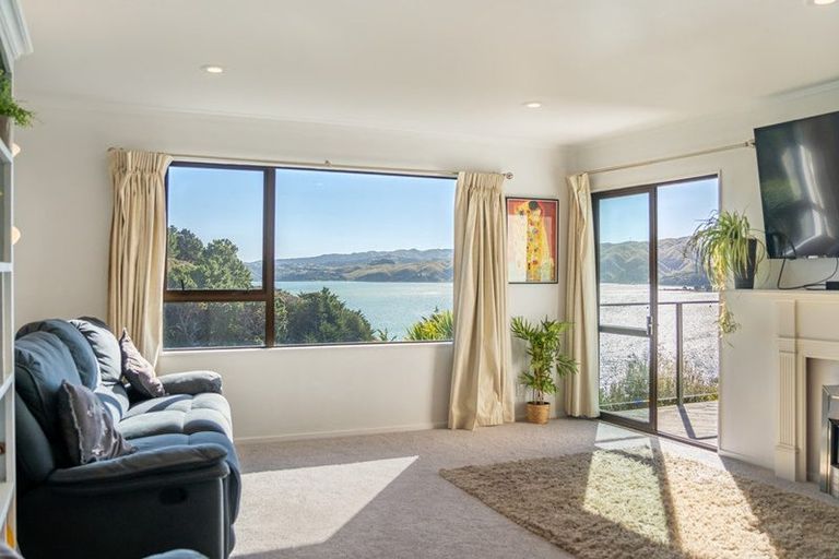 Photo of property in 50 Molyneux Close, Whitby, Porirua, 5024