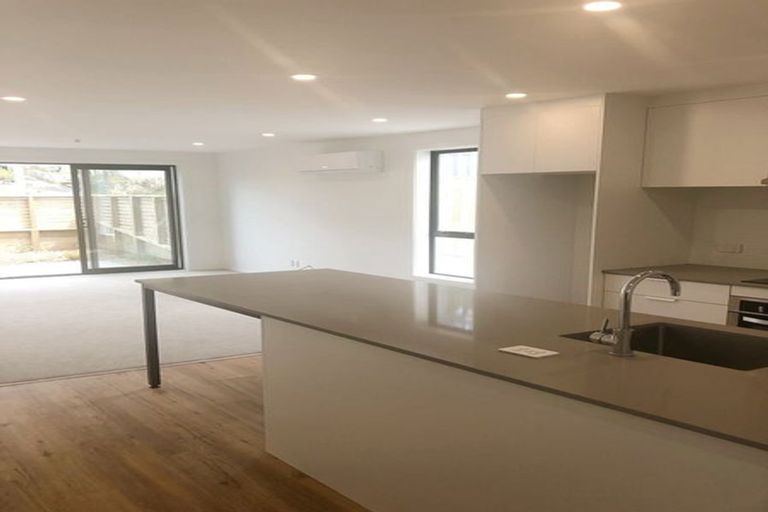 Photo of property in 1/27 Main Road, Wainuiomata, Lower Hutt, 5014