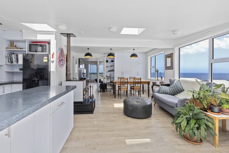 Photo of property in 11/410 The Esplanade, Island Bay, Wellington, 6023