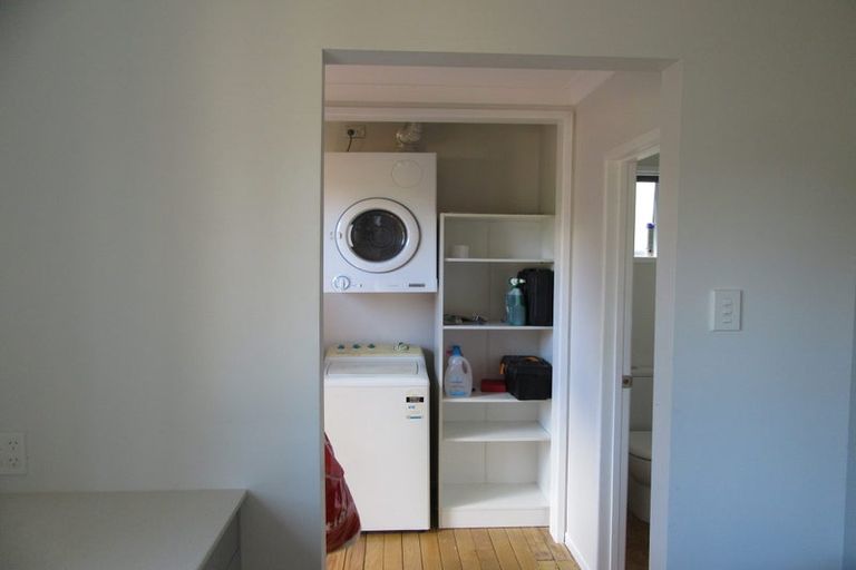 Photo of property in 7 Rimutaka Place, Titirangi, Auckland, 0604