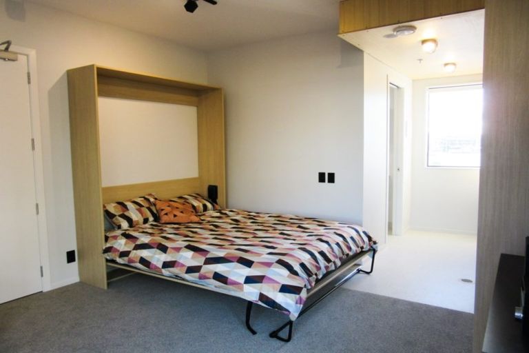 Photo of property in Vedado Apartments, 201/41u Hopper Street, Mount Cook, Wellington, 6011