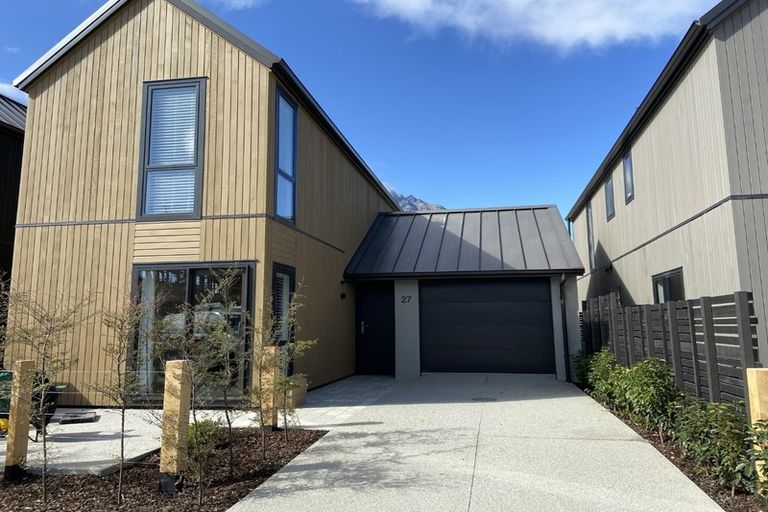 Photo of property in 27 Mulholland Drive, Jacks Point, 9371