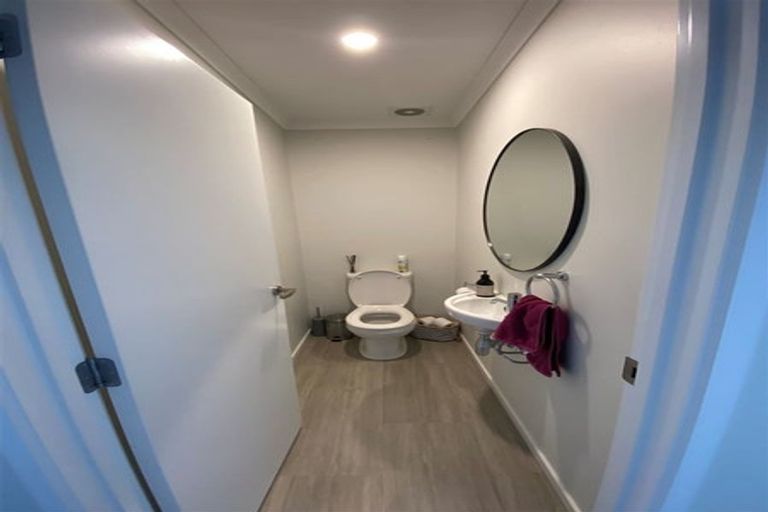 Photo of property in 5 Fairbairn Road, Rolleston, 7614