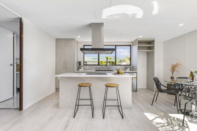 Photo of property in 1/61 Hindmarsh Street, Henderson, Auckland, 0612