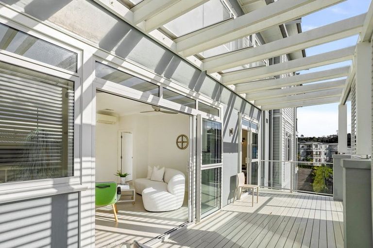 Photo of property in 114 Landmark Terrace, Orewa, 0931