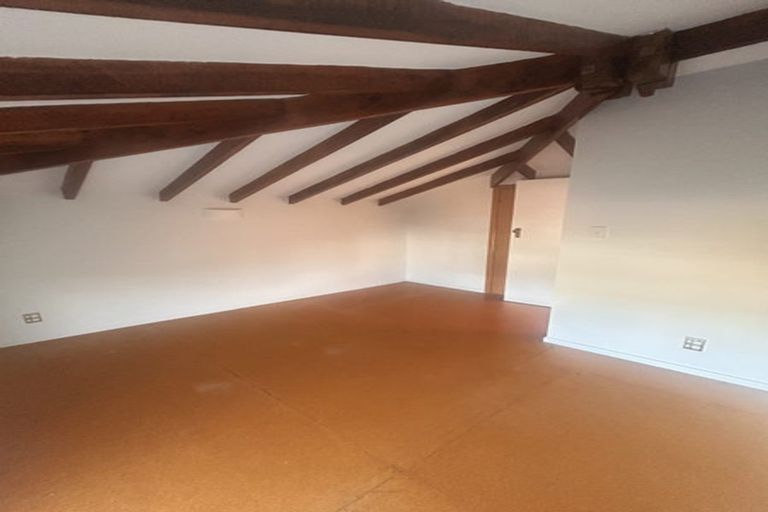 Photo of property in 39 Thompson Street, Mount Cook, Wellington, 6011