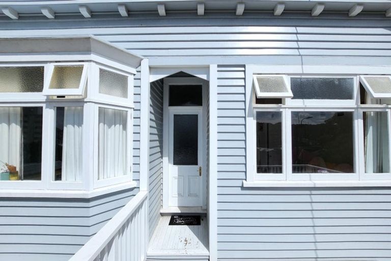 Photo of property in 126 Wallace Street, Mount Cook, Wellington, 6021