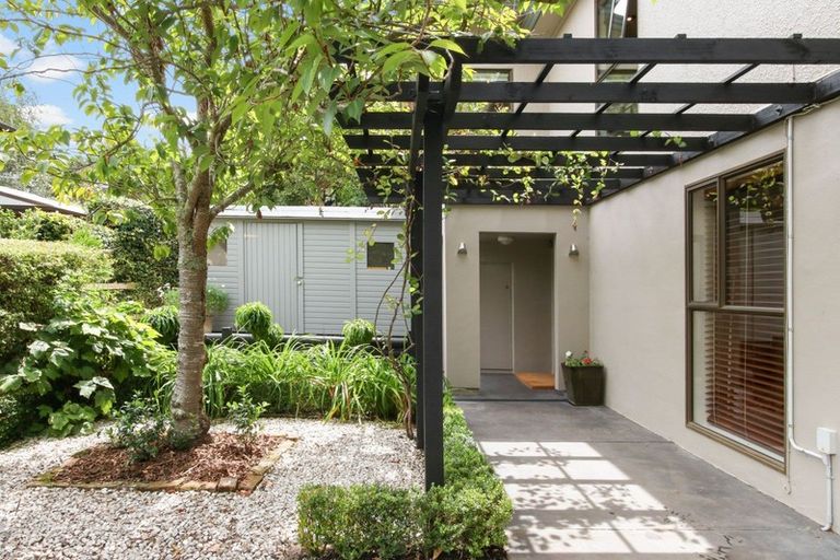 Photo of property in 13 Muritai Crescent, Havelock North, 4130