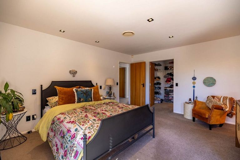 Photo of property in 150 Milne Drive, Paraparaumu, 5032