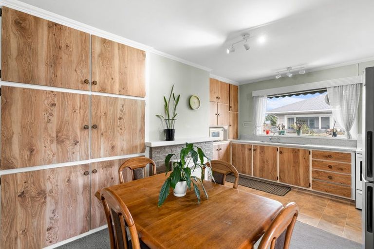 Photo of property in 120 Springs Road, Hornby, Christchurch, 8042