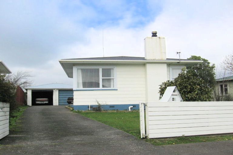 Photo of property in 41 Mccorkindale Street, Feilding, 4702