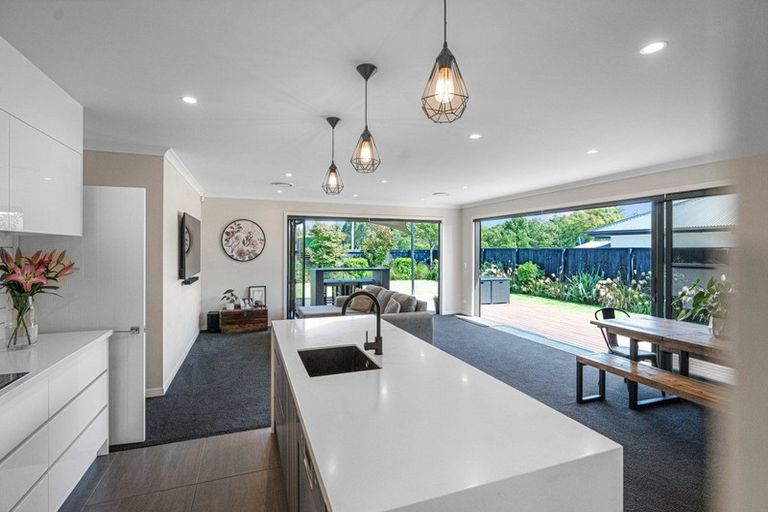 Photo of property in 15 Dollar Place, Prebbleton, 7604