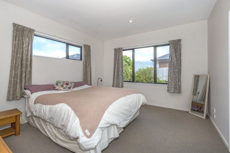 Photo of property in 6 Saint Peters Close, Woolston, Christchurch, 8062