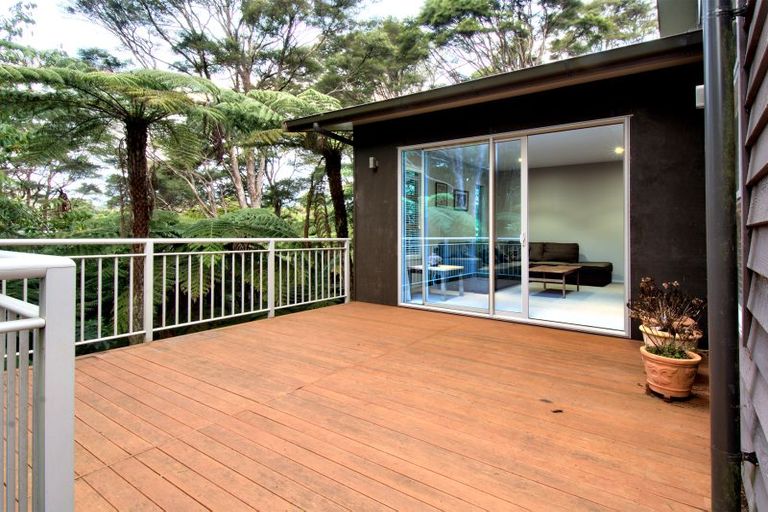 Photo of property in 20b Konini Road, Titirangi, Auckland, 0604