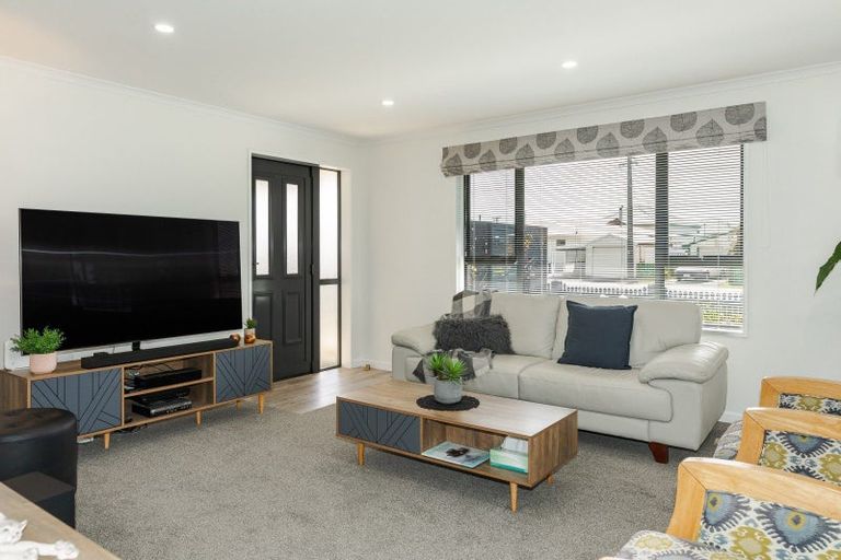 Photo of property in 34 Fonblanque Street, Westport, 7825