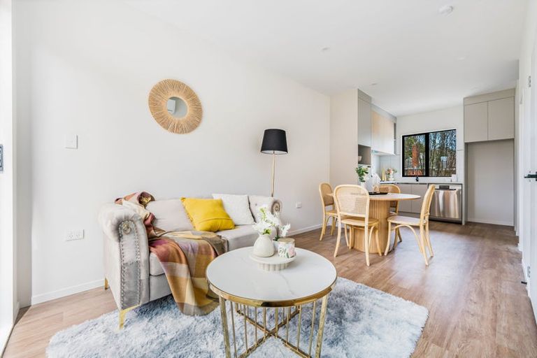 Photo of property in 442 Old Te Atatu Road, Te Atatu Peninsula, Auckland, 0610