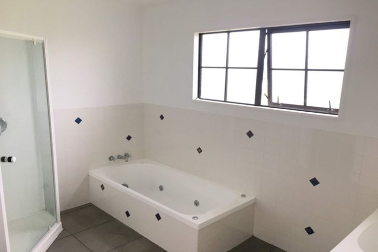 Photo of property in 21 Courtenay Drive, Kaiapoi, 7630