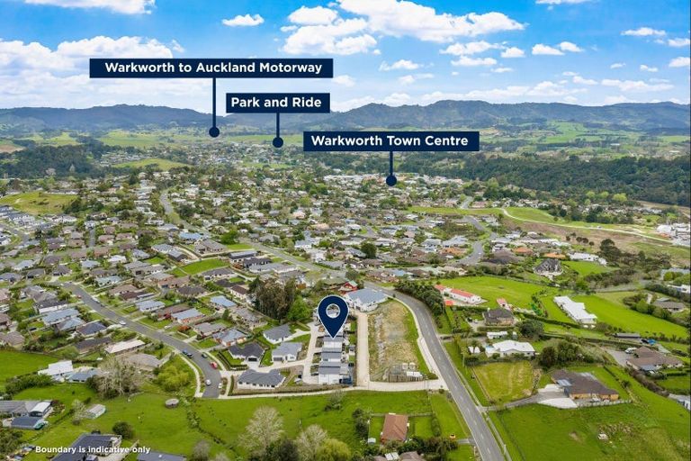 Photo of property in 11 Kiwinui Lane, Warkworth, 0910