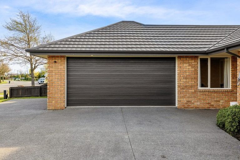 Photo of property in 55 Overbury Crescent, Rolleston, 7614