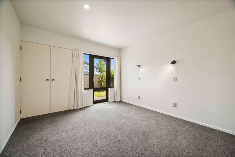 Photo of property in 2/7 Ngamotu Road, Taupo, 3330