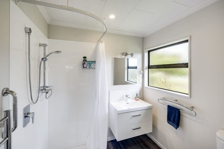 Photo of property in 52 Napier Street, Jervoistown, Napier, 4112