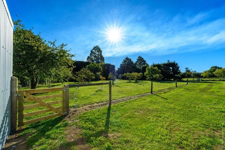 Photo of property in 864 Sandy Knolls Road, West Melton, Christchurch, 7675