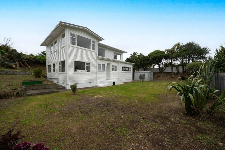 Photo of property in 2 Ironside Road, Johnsonville, Wellington, 6037