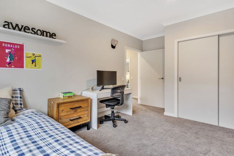 Photo of property in 22 Kaituna Place, Te Awa, Napier, 4110
