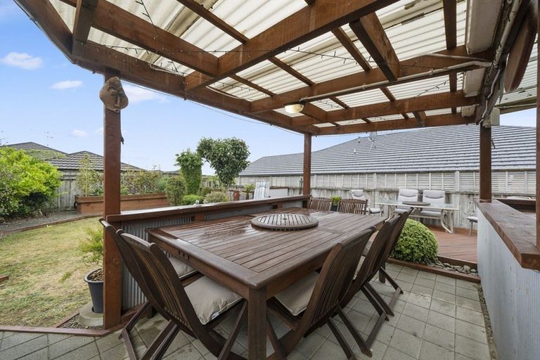 Photo of property in 5 Lambert Way, Paraparaumu, 5032
