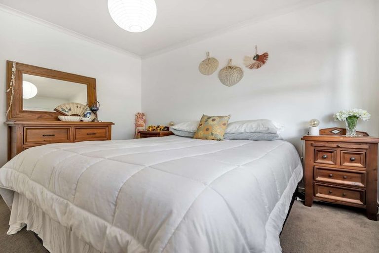 Photo of property in 3 Moloney Terrace, Pukekohe, 2120