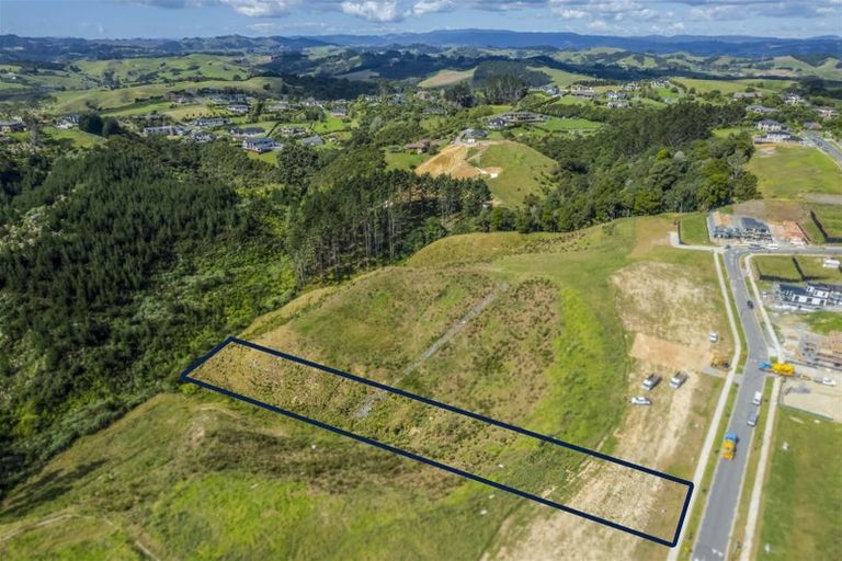 Photo of property in 35 Grand Avenue, Flat Bush, Auckland, 2019