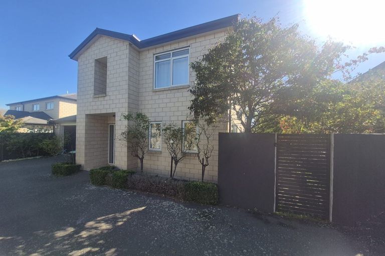 Photo of property in 41 Eversleigh Street, St Albans, Christchurch, 8014
