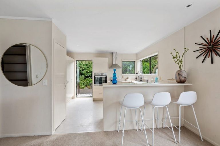 Photo of property in 3/3 Peter Terrace, Castor Bay, Auckland, 0620