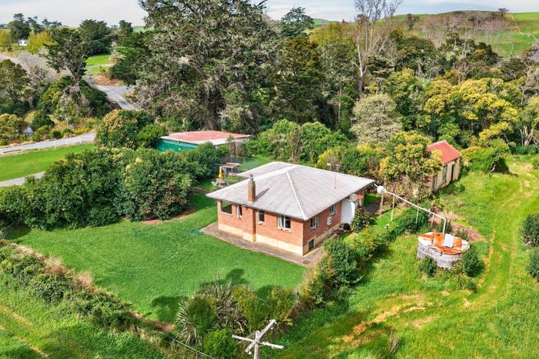Photo of property in 42 Ford Road, Paparoa, Maungaturoto, 0583