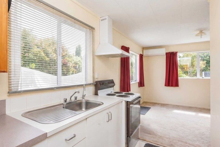 Photo of property in 10 Wi Pere Street, Manakau, Levin, 5573