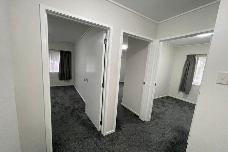 Photo of property in 1/41 College Road, Northcote, Auckland, 0627
